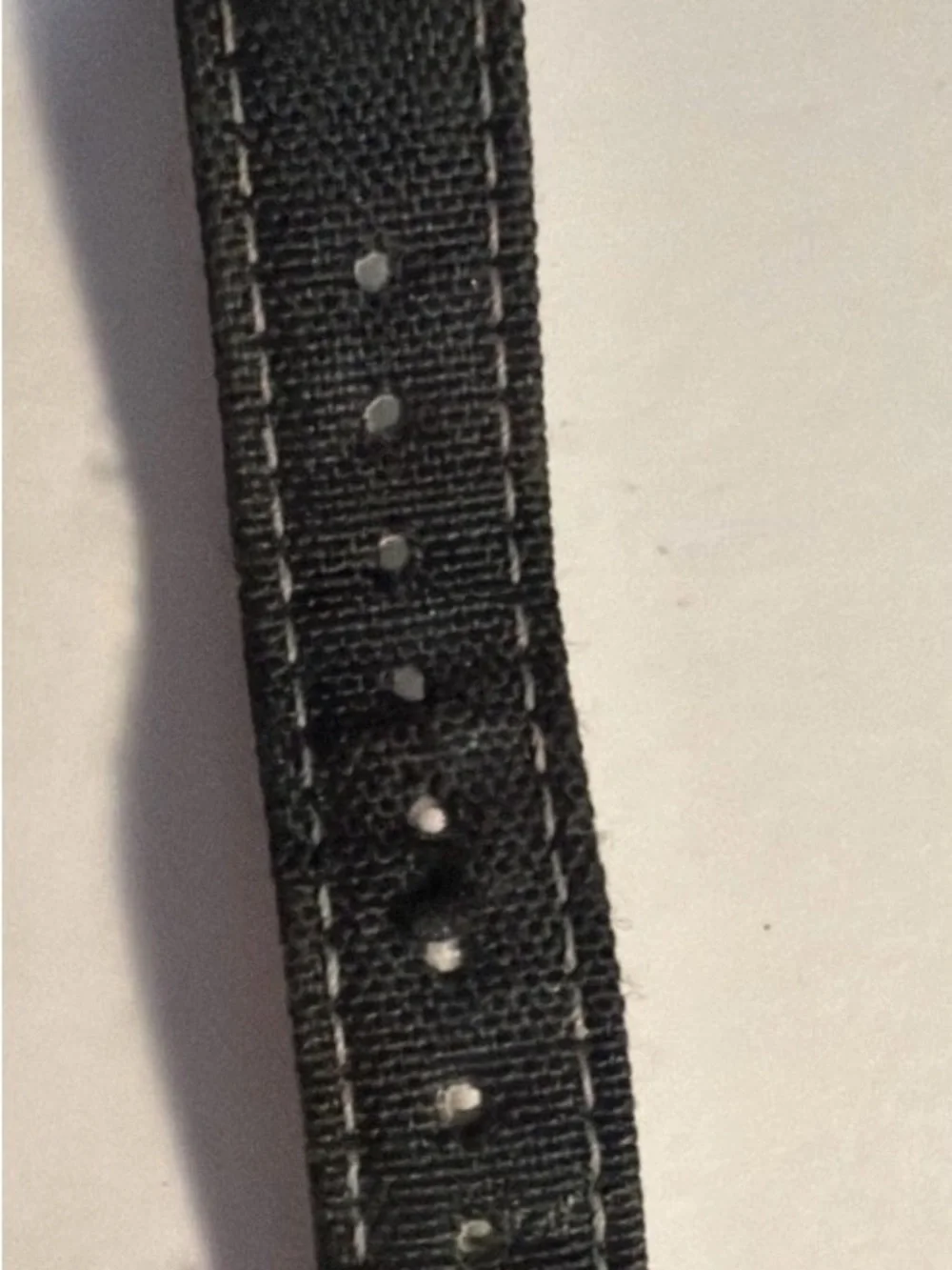 Timex Black Dial Field Watch with Black Canvas Strap not sure if it works